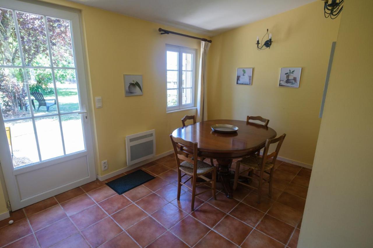 Gites Le Mathelin Lamothe-Montravel Buitenkant foto